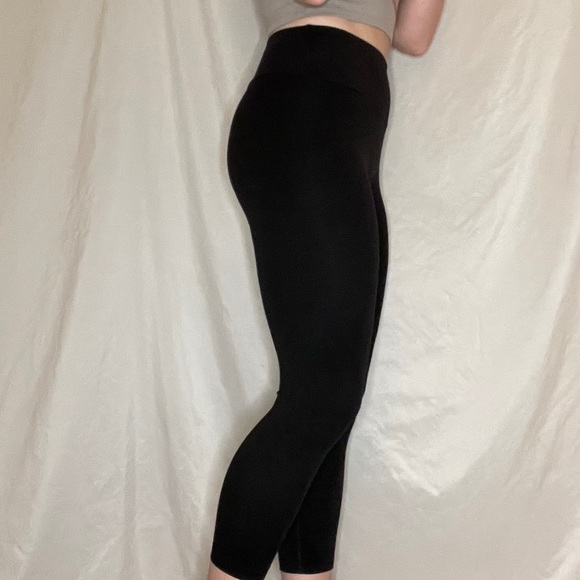 🦈 GYMSHARK NWOT 7/8 Training Leggings - Picture 6 of 9